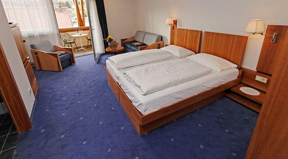 Hotel Krone - Eat, Drink, Stay Bressanone Extérieur photo
