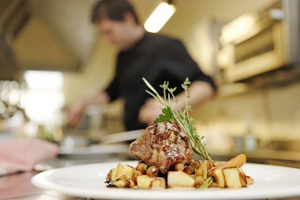 Hotel Krone - Eat, Drink, Stay Bressanone Extérieur photo